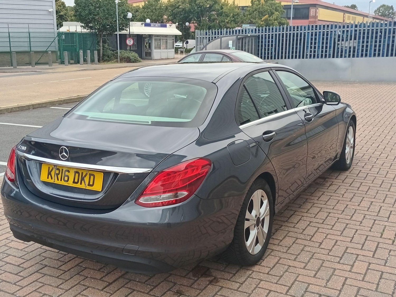 Used Mercedes-Benz C Class 2016 for sale - 76094359: Photo 15