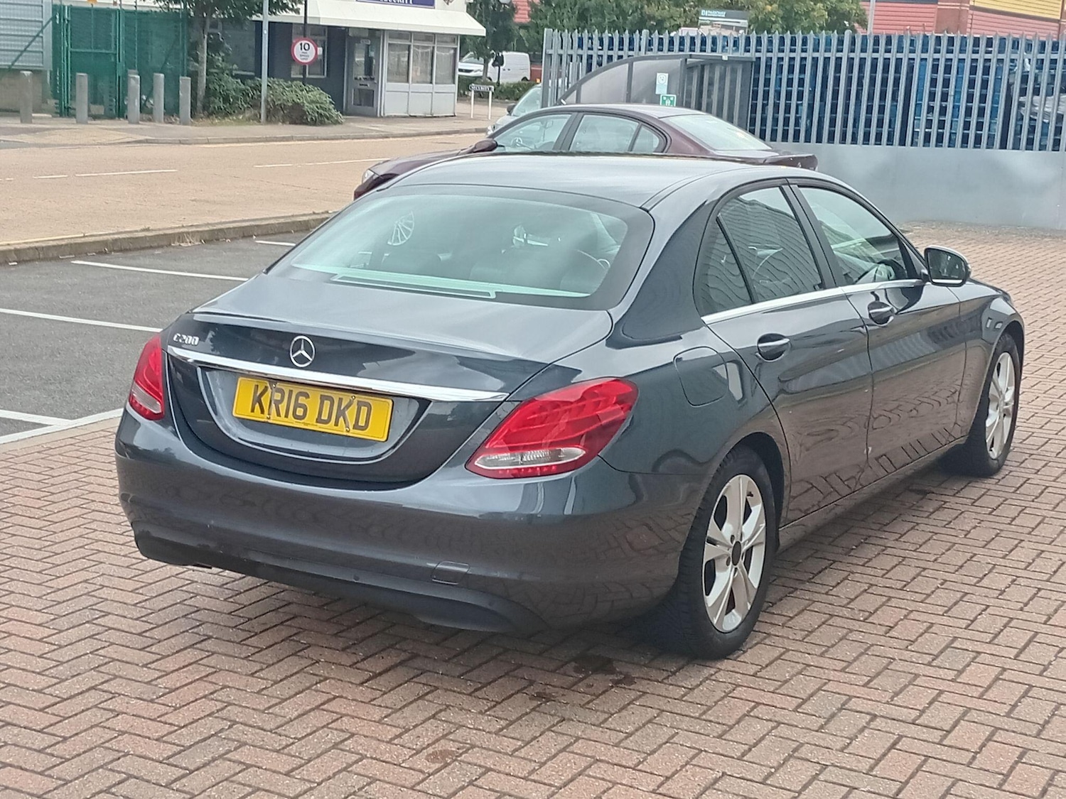 Used Mercedes-Benz C Class 2016 for sale - 76094359: Photo 16