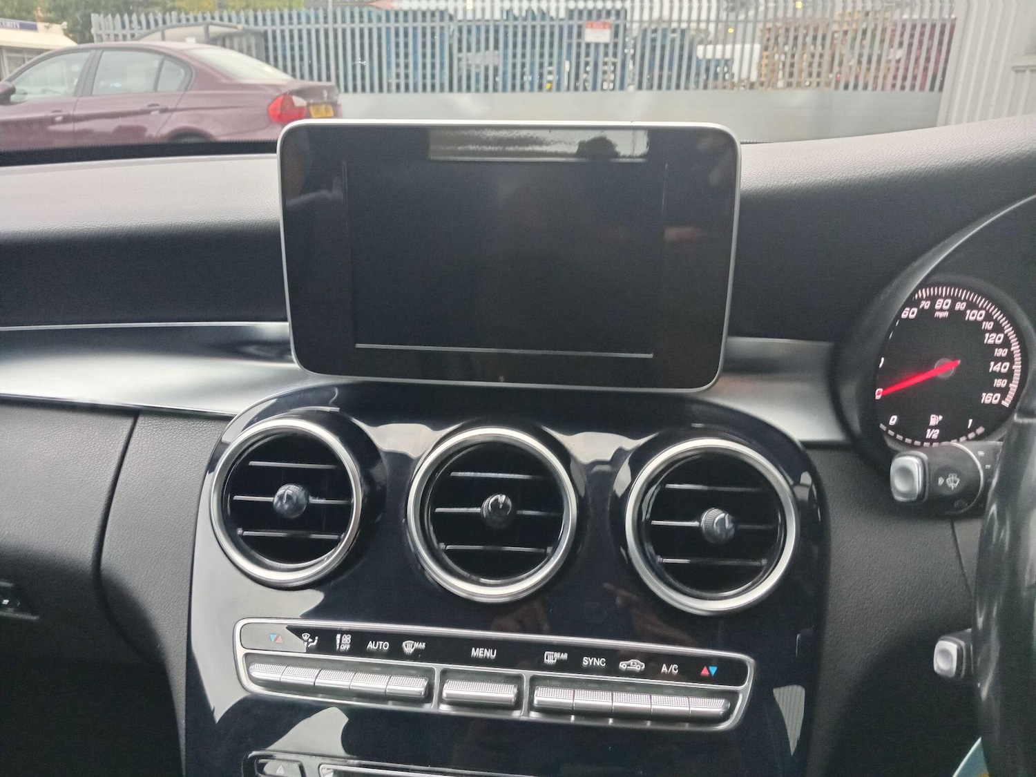 Used Mercedes-Benz C Class 2016 for sale - 76094359: Photo 33