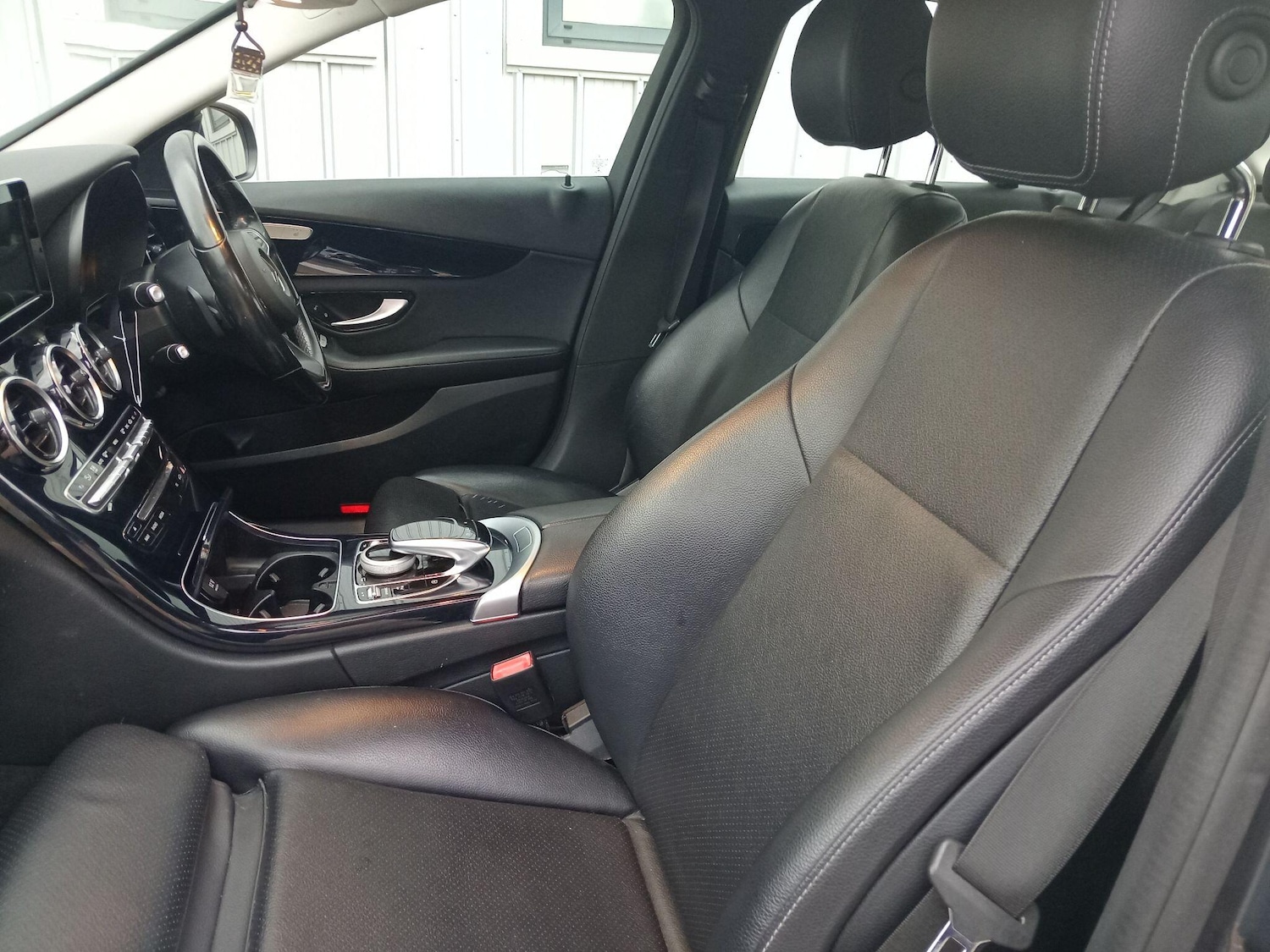 Used Mercedes-Benz C Class 2016 for sale - 76094359: Photo 37