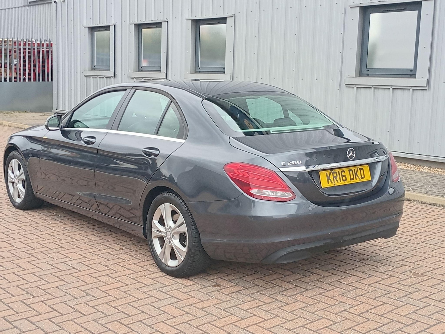 Used Mercedes-Benz C Class 2016 for sale - 76094359: Photo 6