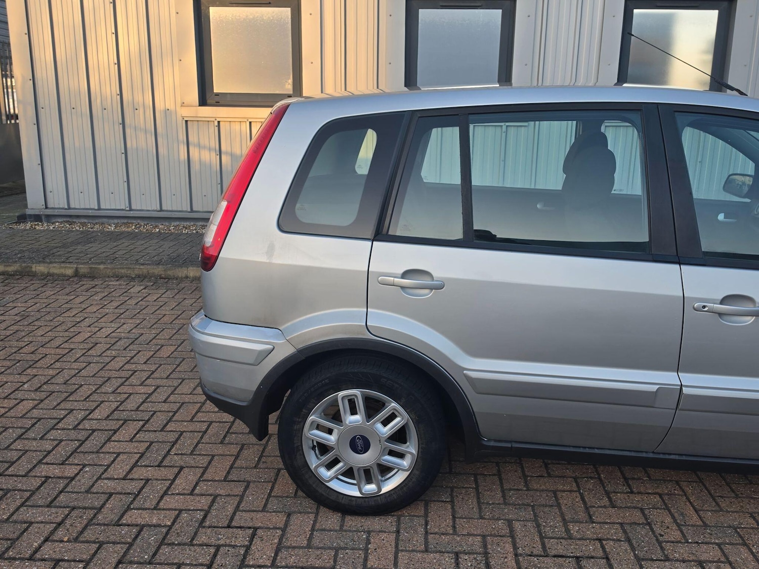 Used Ford Fusion 2007 for sale - 78062859: Photo 6