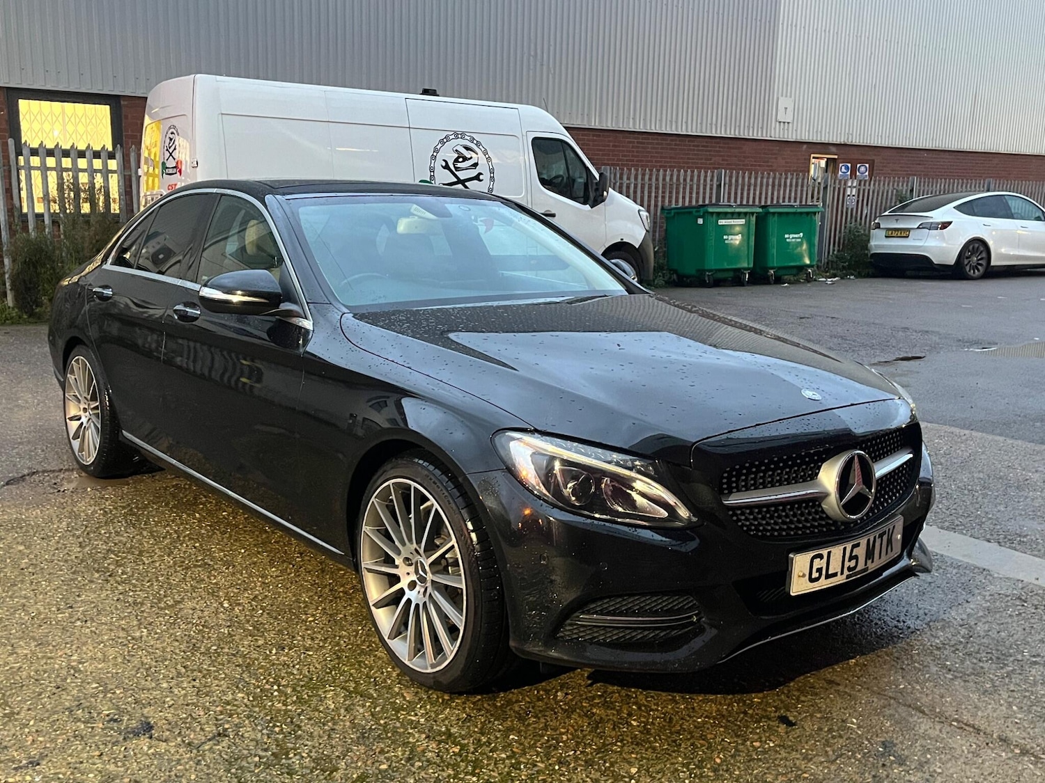 Used Mercedes-Benz C Class 2015 for sale - 76597307: Photo 12