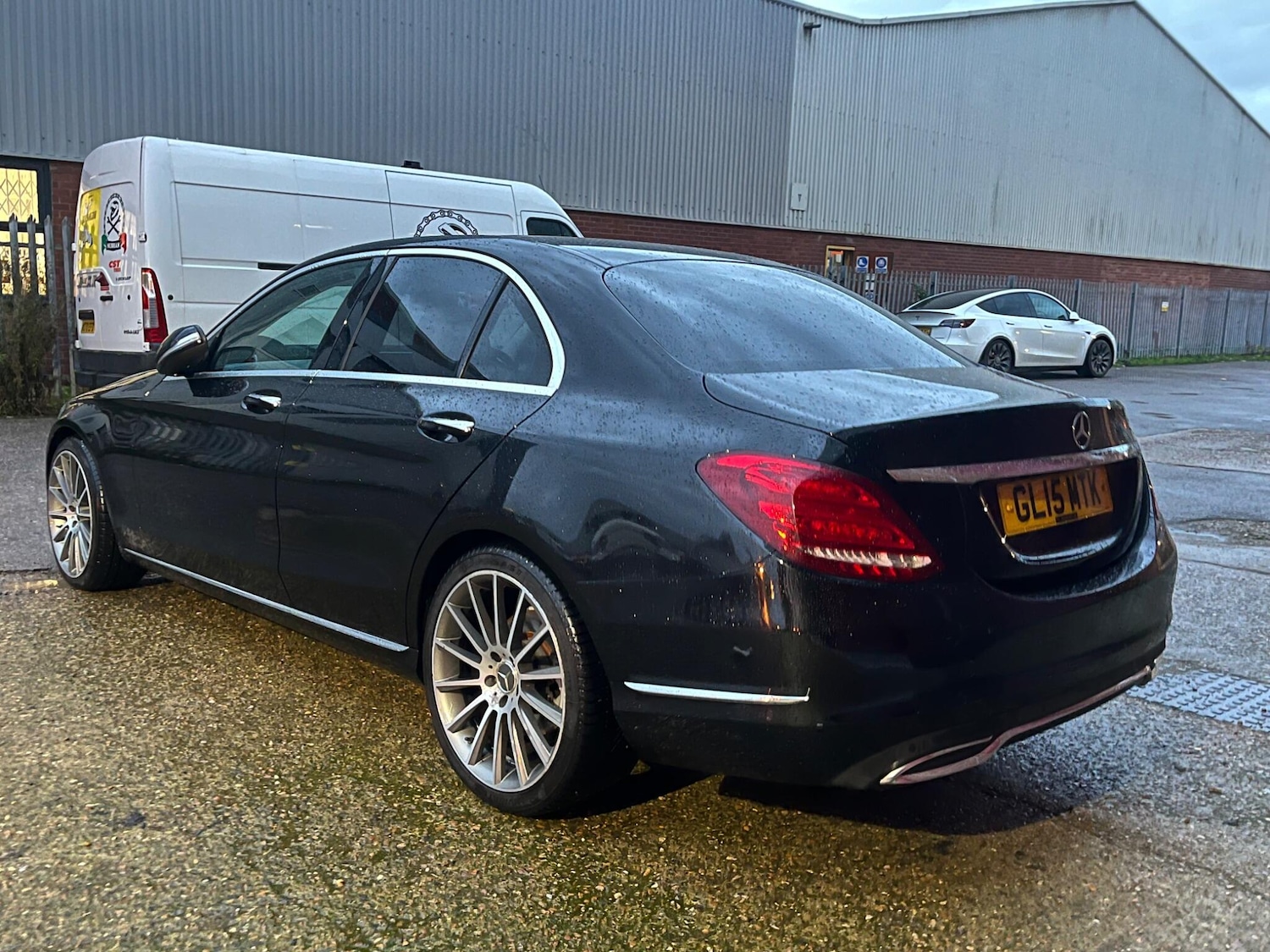 Used Mercedes-Benz C Class 2015 for sale - 76597307: Photo 19