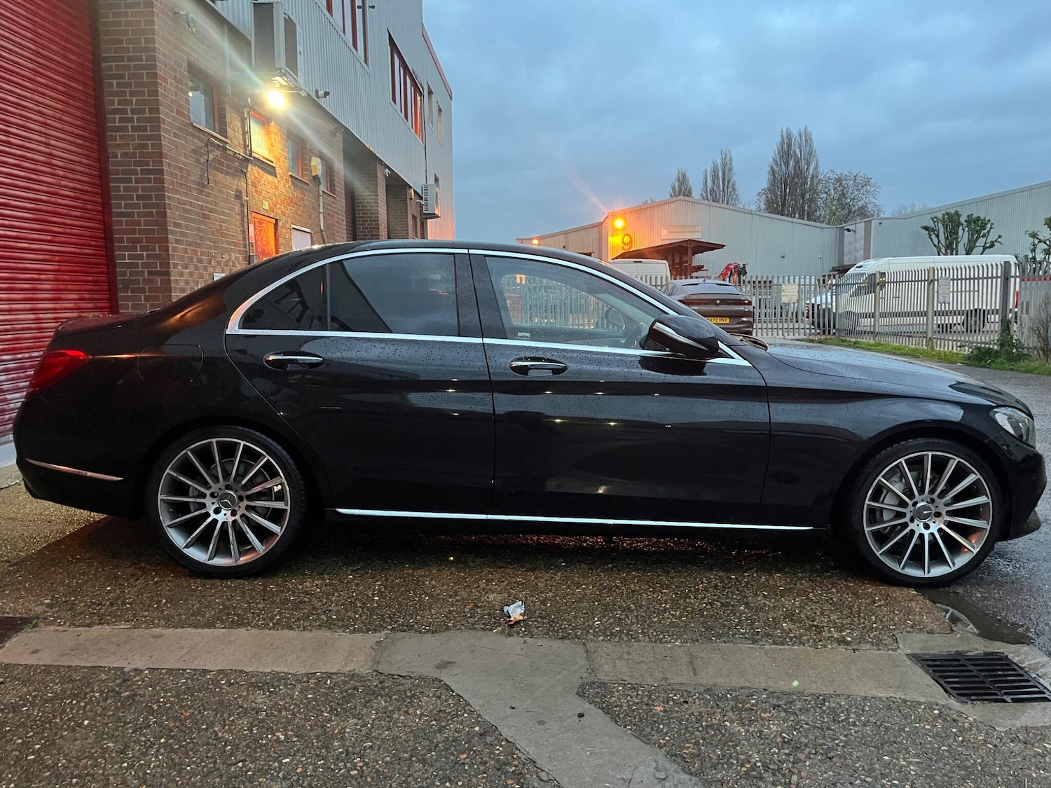 Used Mercedes-Benz C Class 2015 for sale - 76597307: Photo 31