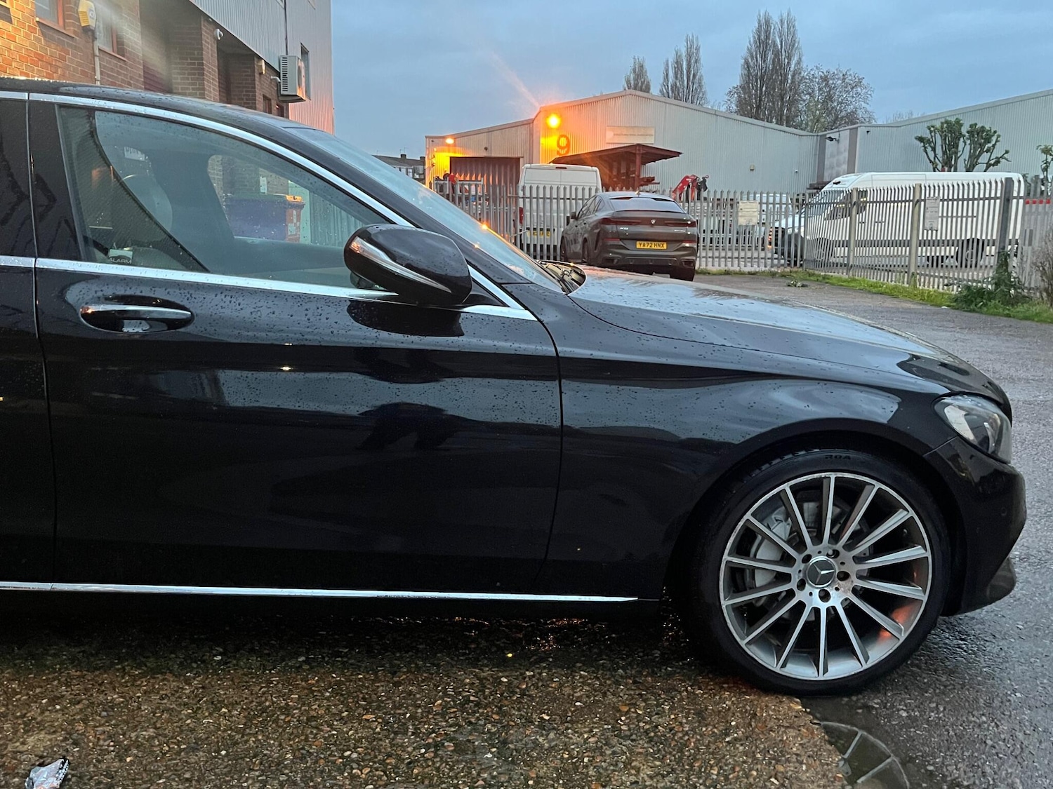 Used Mercedes-Benz C Class 2015 for sale - 76597307: Photo 32