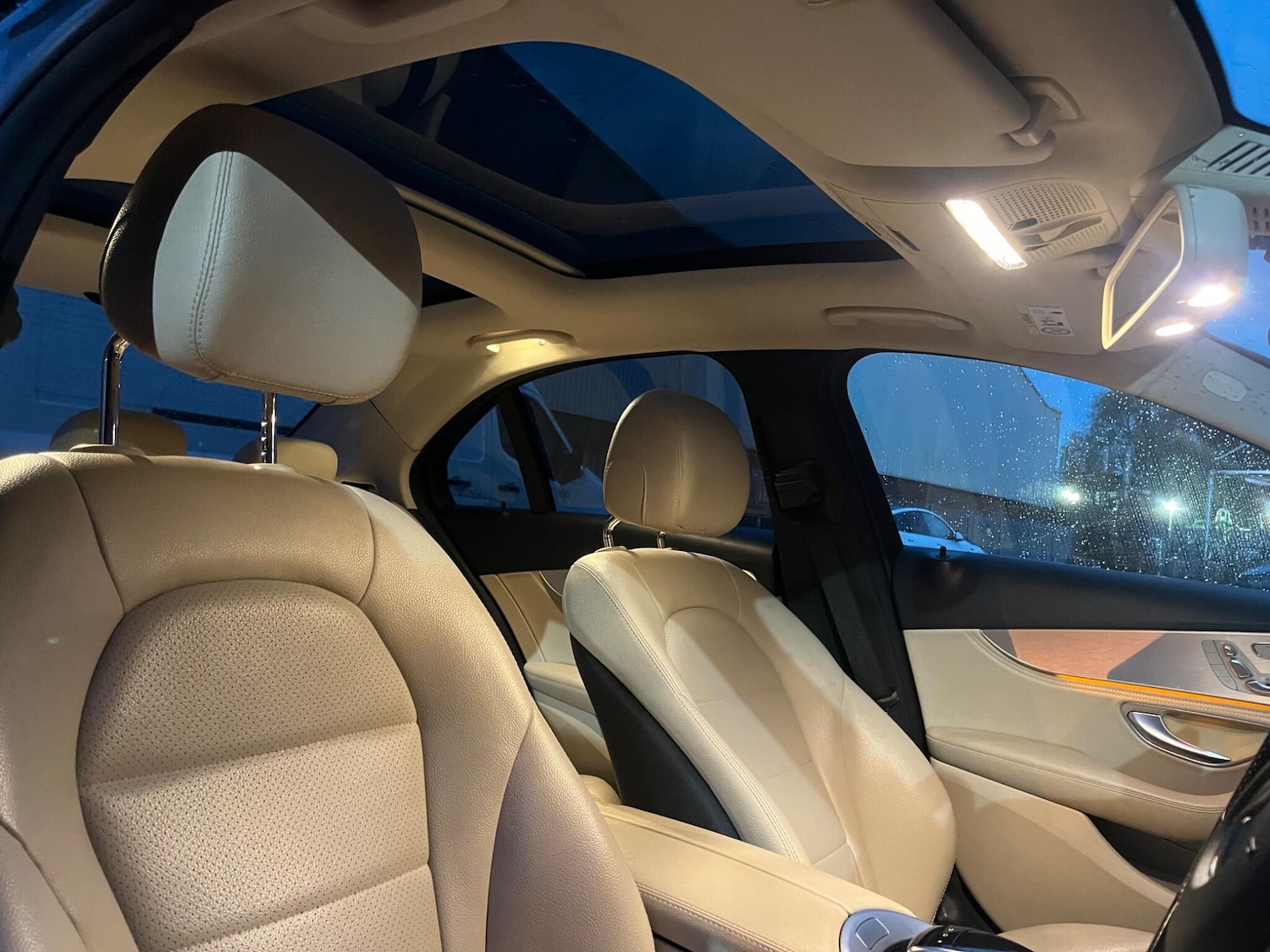 Used Mercedes-Benz C Class 2015 for sale - 76597307: Photo 42