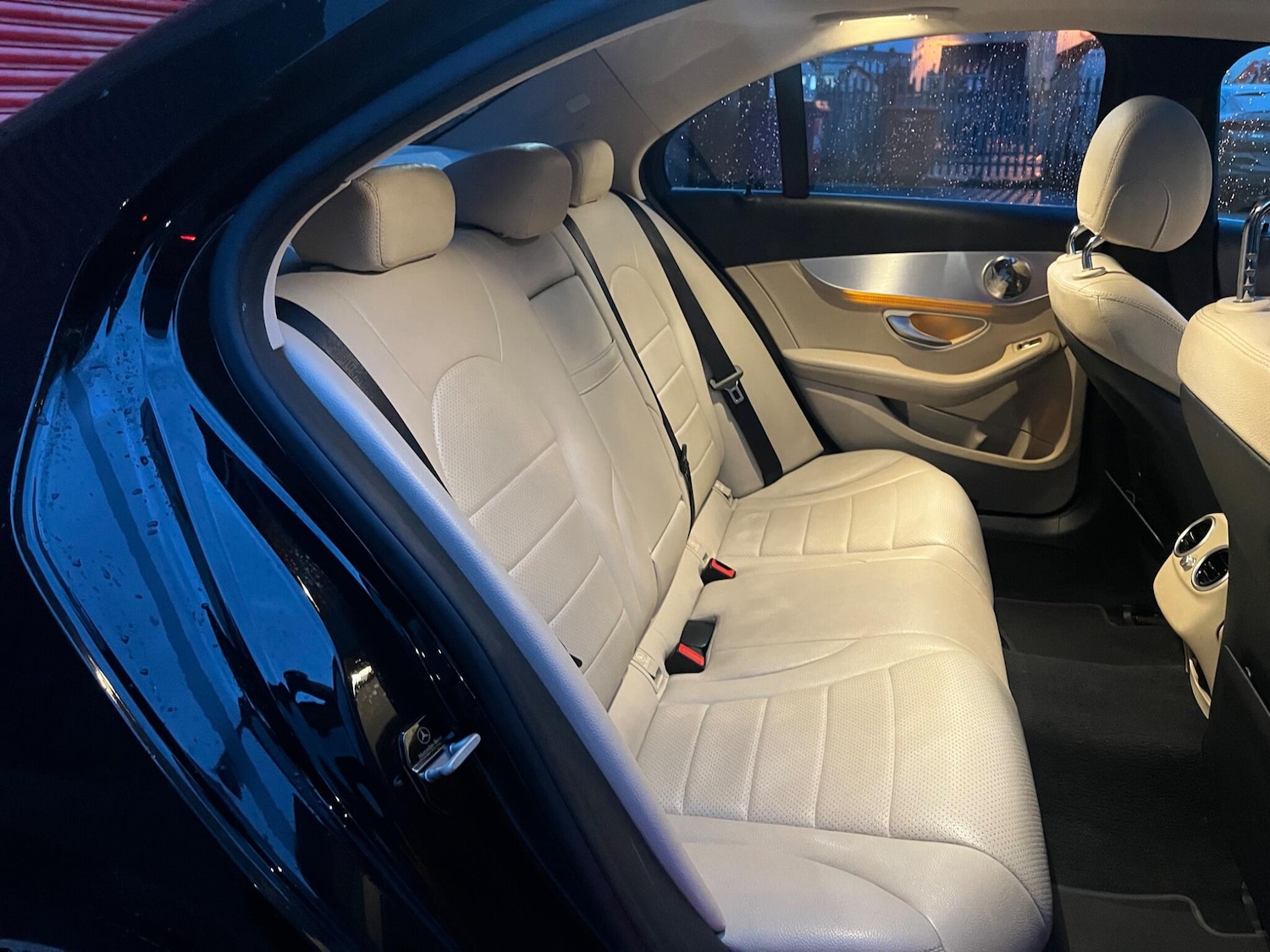 Used Mercedes-Benz C Class 2015 for sale - 76597307: Photo 43