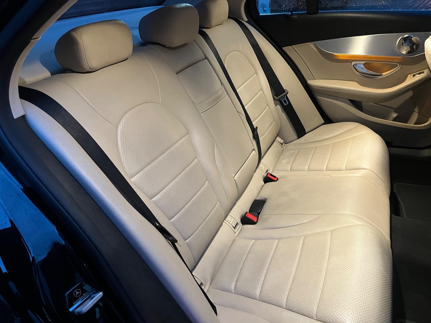 Used Mercedes-Benz C Class 2015 for sale - 76597307: Photo 44