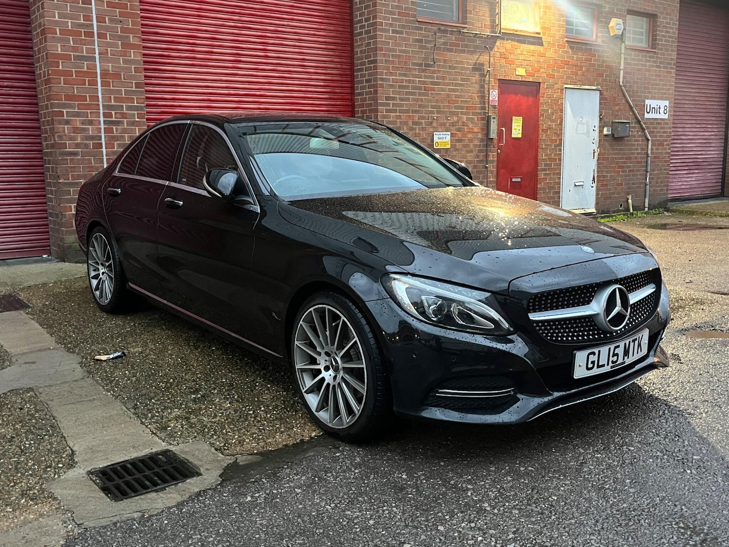 Used Mercedes-Benz C Class 2015 for sale - 76597307: Photo 5