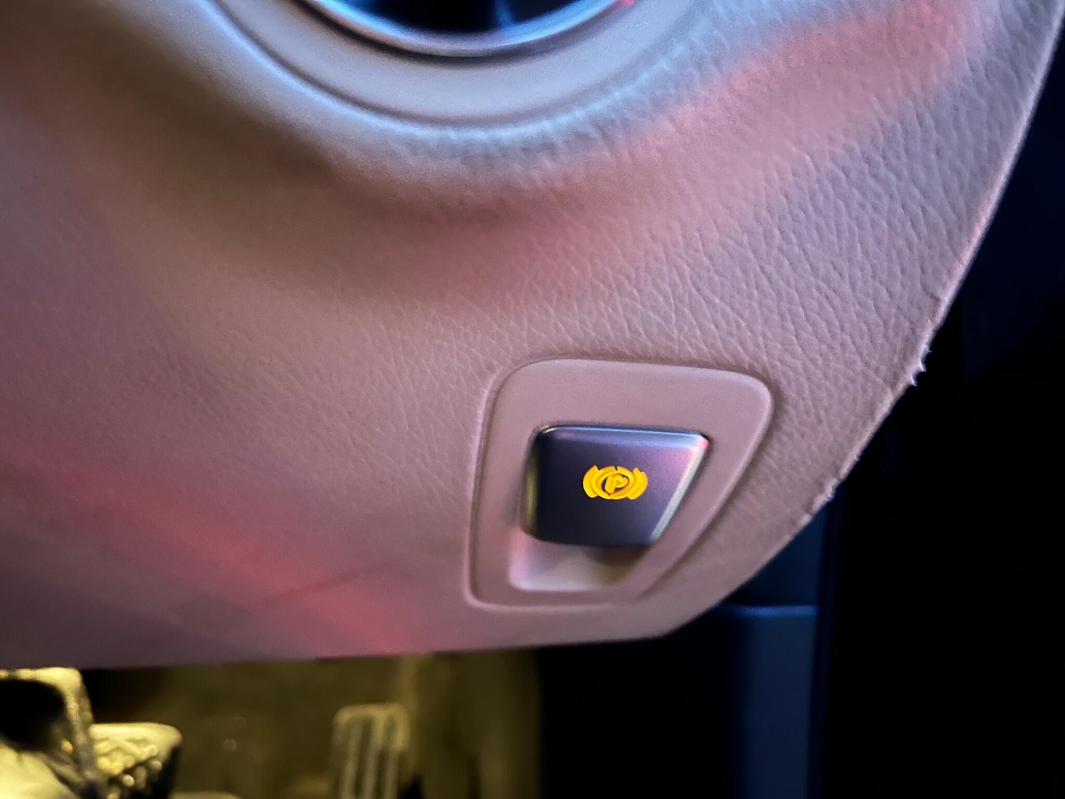 Used Mercedes-Benz C Class 2015 for sale - 76597307: Photo 51