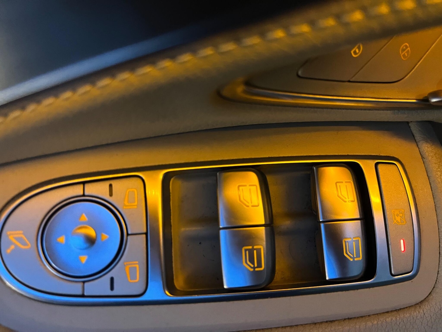 Used Mercedes-Benz C Class 2015 for sale - 76597307: Photo 52