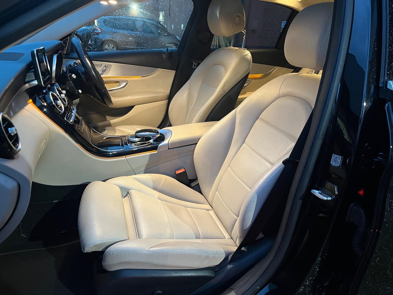 Used Mercedes-Benz C Class 2015 for sale - 76597307: Photo 79