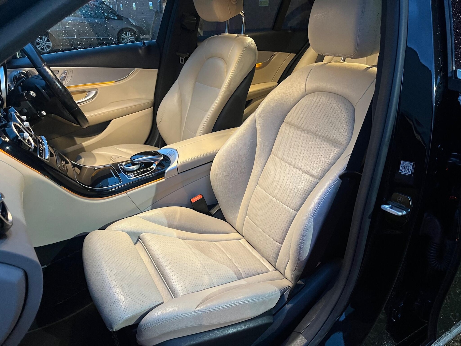 Used Mercedes-Benz C Class 2015 for sale - 76597307: Photo 81