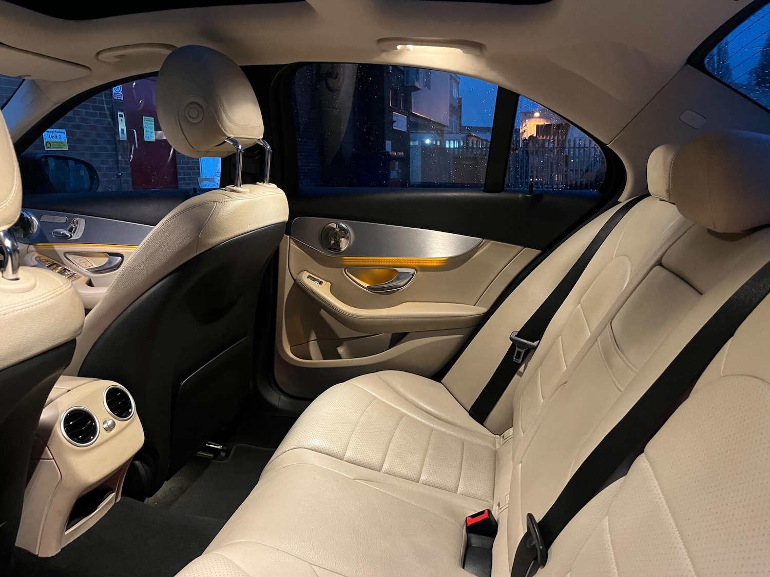 Used Mercedes-Benz C Class 2015 for sale - 76597307: Photo 82