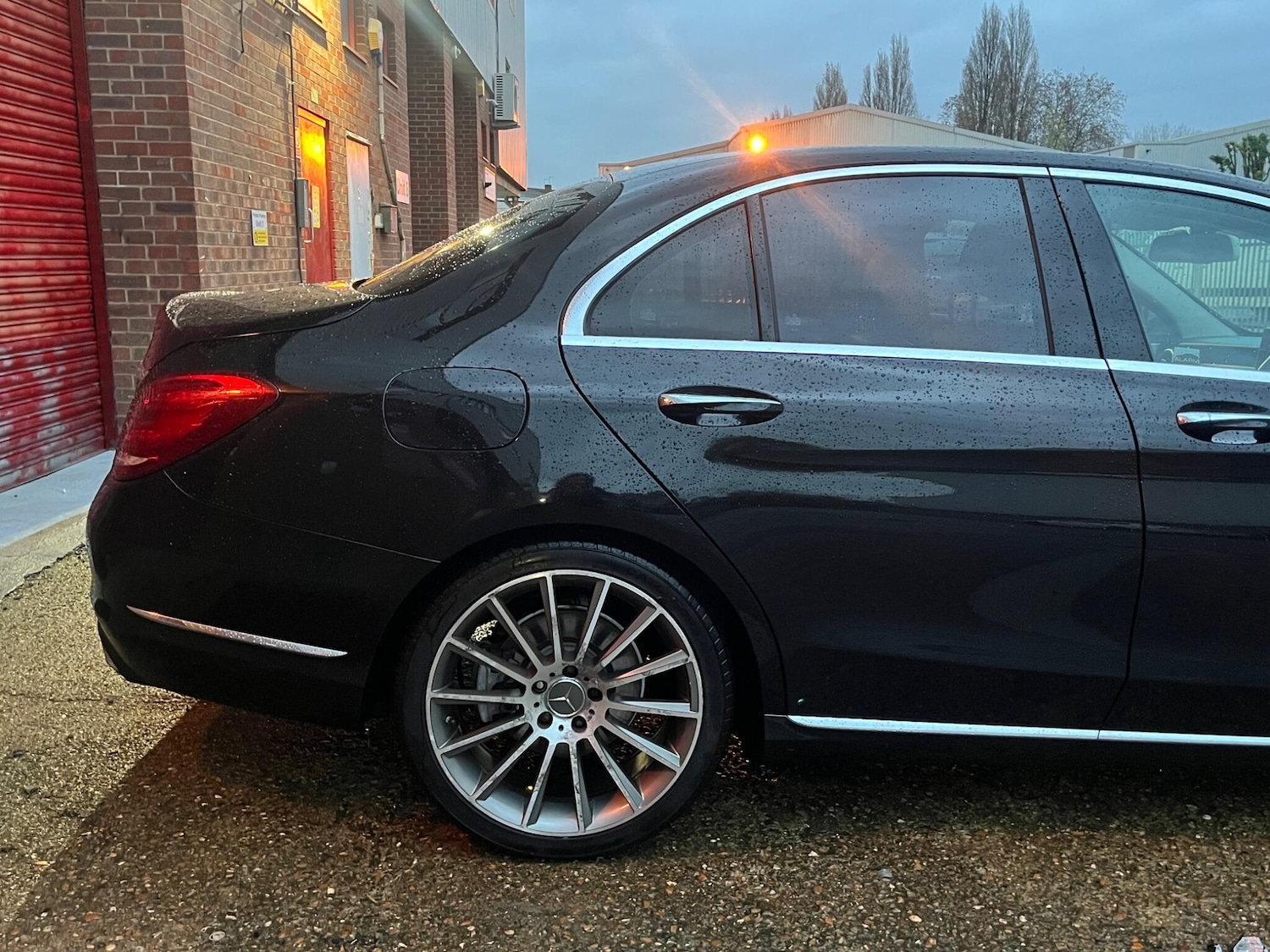 Used Mercedes-Benz C Class 2015 for sale - 76597307: Photo 87