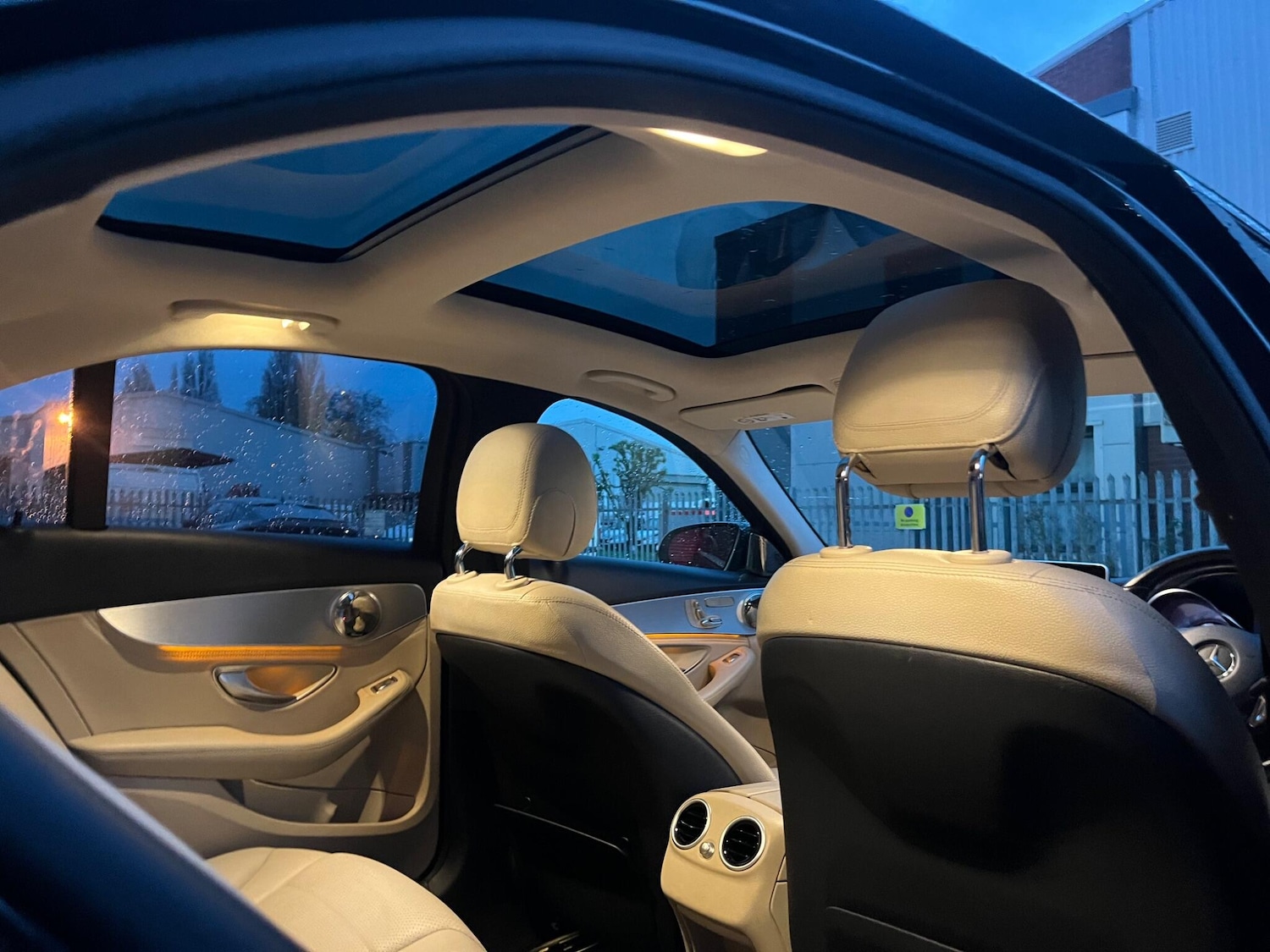 Used Mercedes-Benz C Class 2015 for sale - 76597307: Photo 88