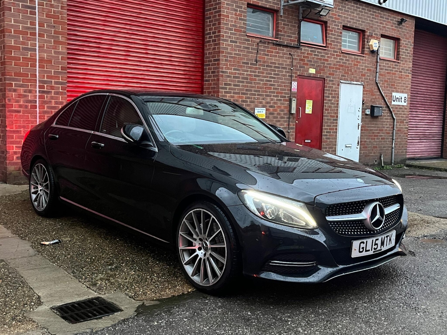 Used Mercedes-Benz C Class 2015 for sale - 76597307: Photo 9