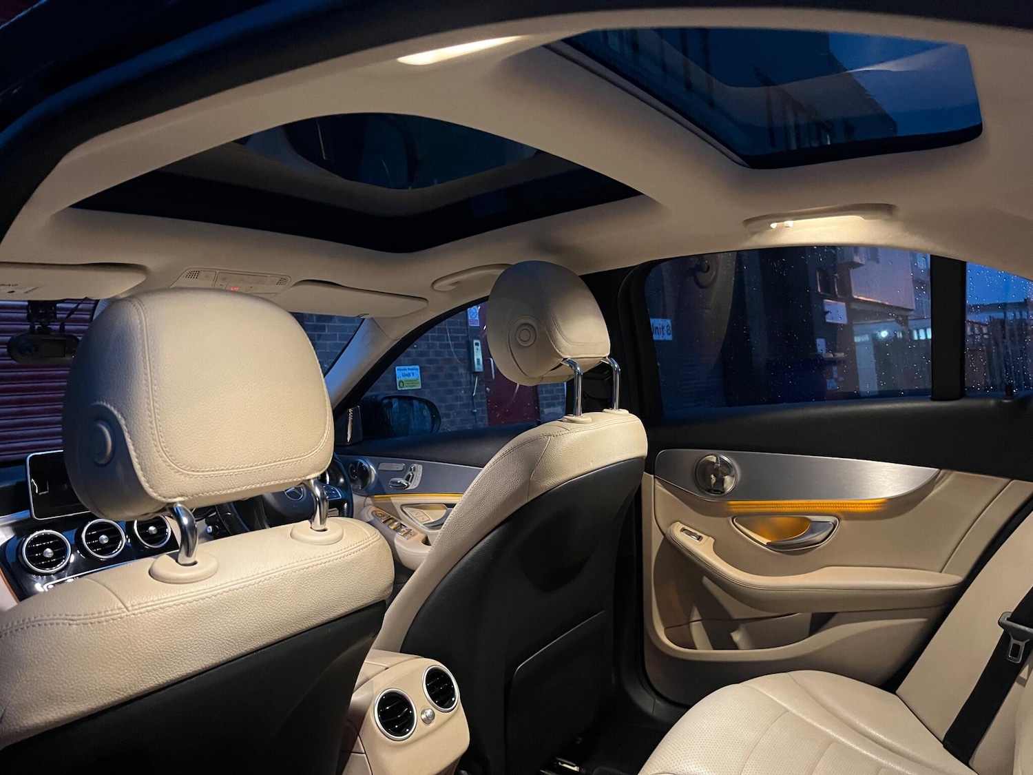 Used Mercedes-Benz C Class 2015 for sale - 76597307: Photo 92