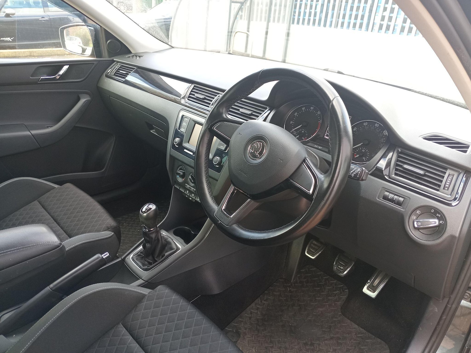 Used Skoda Rapid 2016 for sale - 76512355: Photo 21