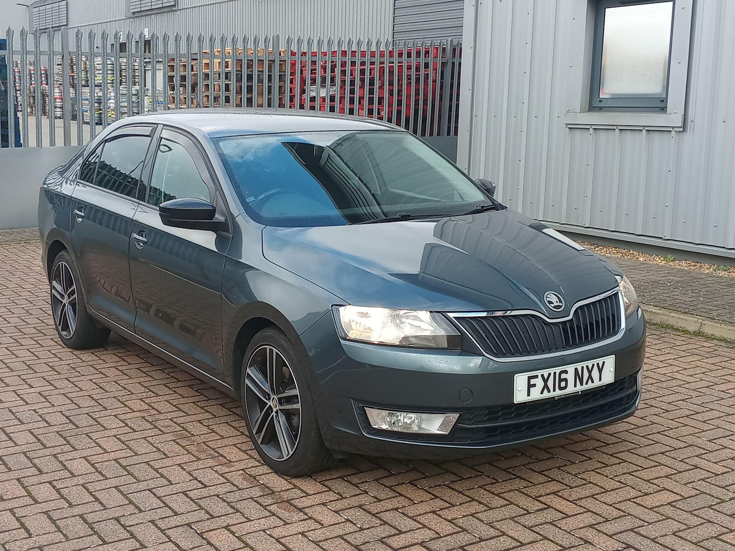 Used Skoda Rapid 2016 for sale - 76512355: Photo 5