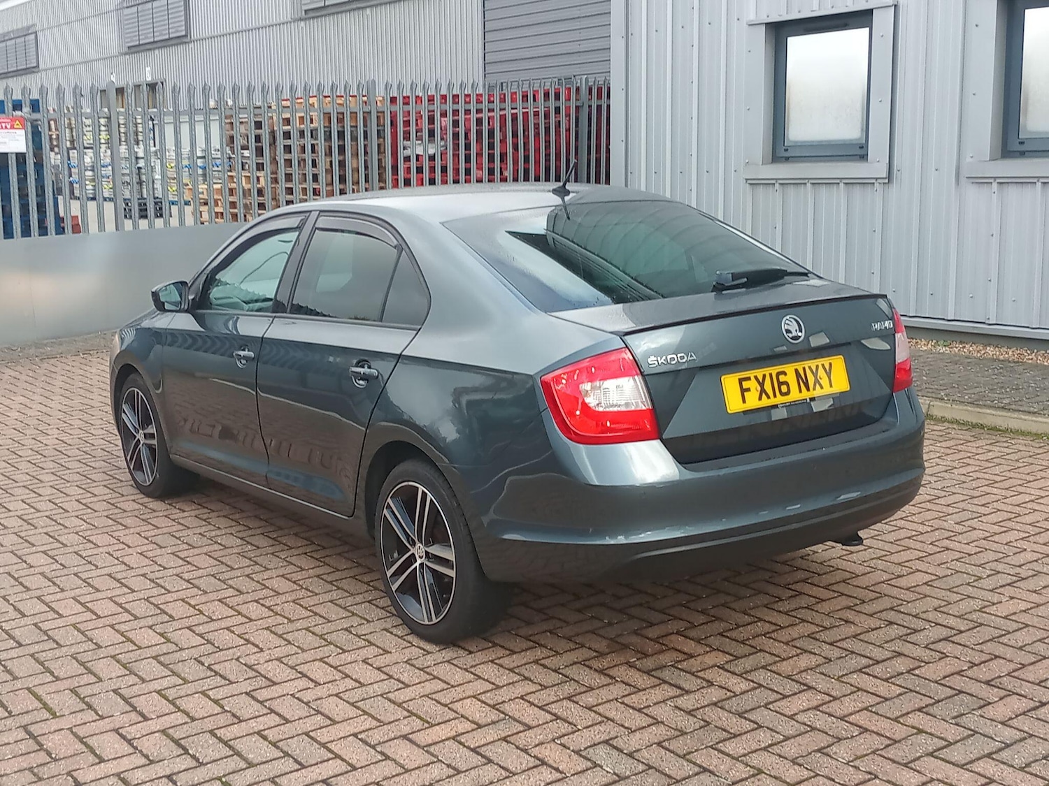 Used Skoda Rapid 2016 for sale - 76512355: Photo 9