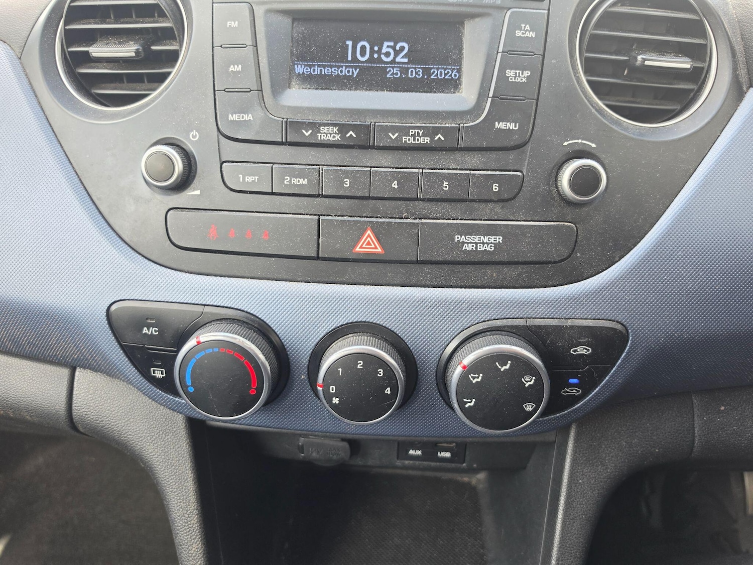 Used Hyundai i10 2014 for sale - 78019482: Photo 24