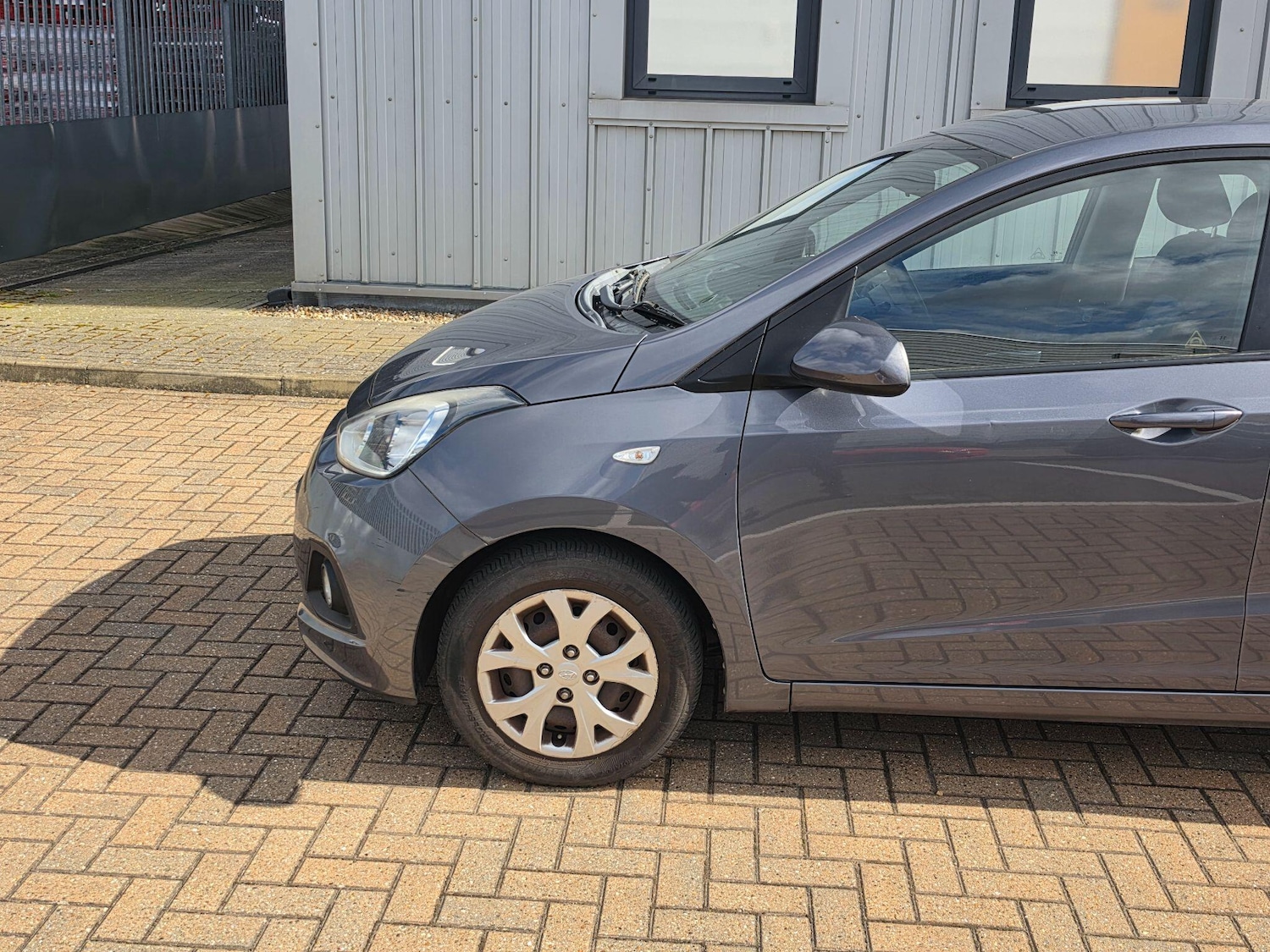 Used Hyundai i10 2014 for sale - 78019482: Photo 30