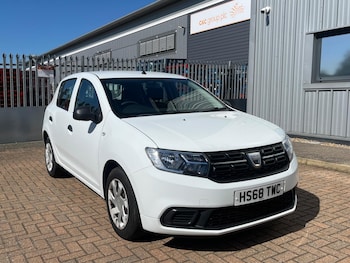 Used Dacia Sandero 2019 for sale - 78388242: Photo