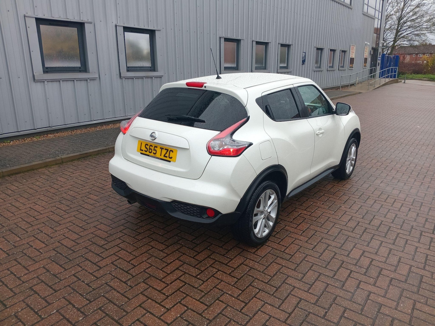 Used Nissan Juke 2015 for sale - 76550768: Photo 14
