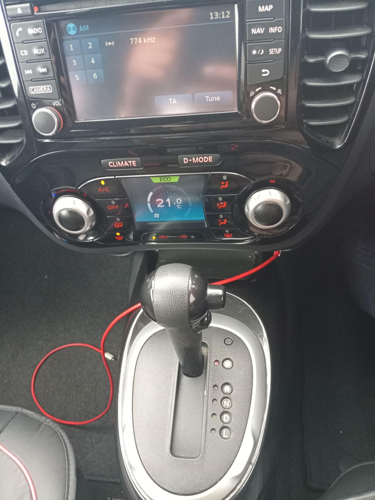 Used Nissan Juke 2015 for sale - 76550768: Photo 15