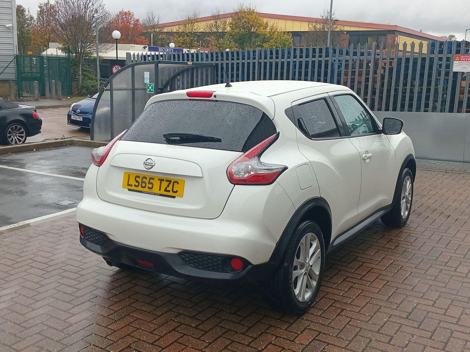 Used Nissan Juke 2015 for sale - 76550768: Photo 18