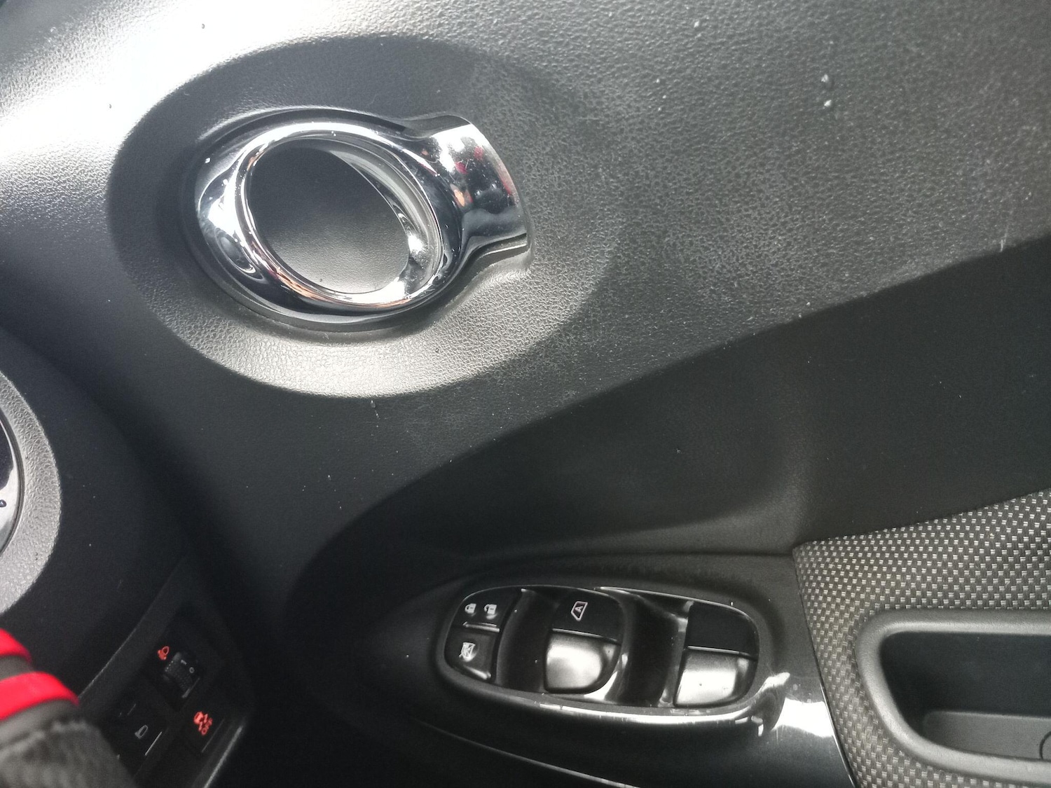 Used Nissan Juke 2015 for sale - 76550768: Photo 25