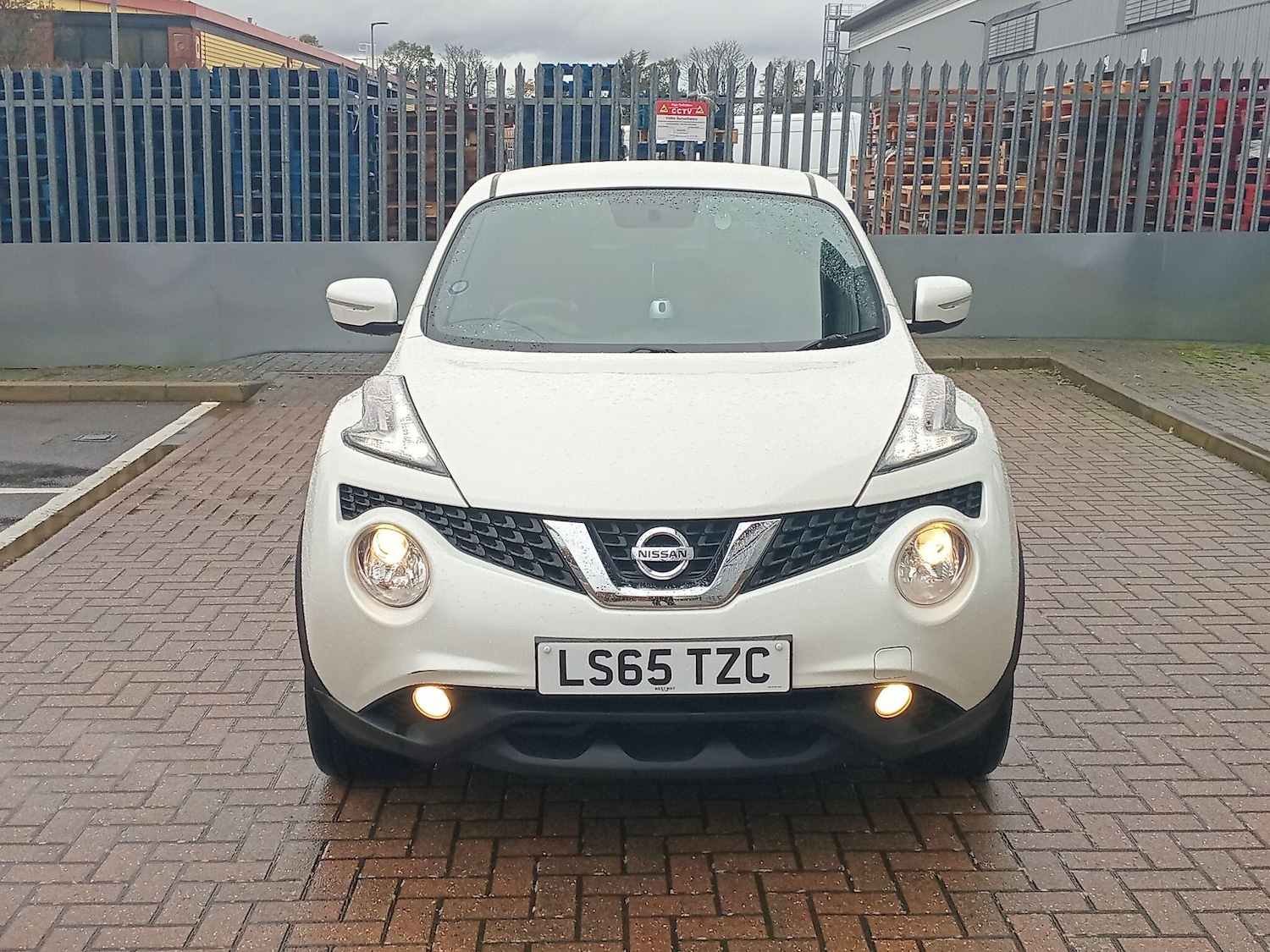 Used Nissan Juke 2015 for sale - 76550768: Photo 6