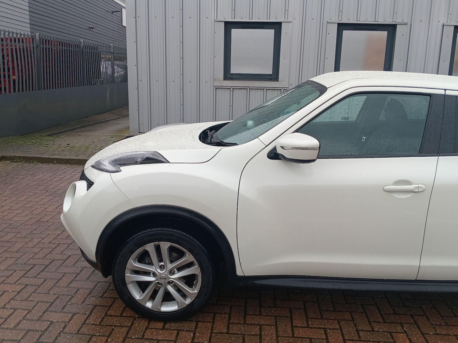 Used Nissan Juke 2015 for sale - 76550768: Photo 9