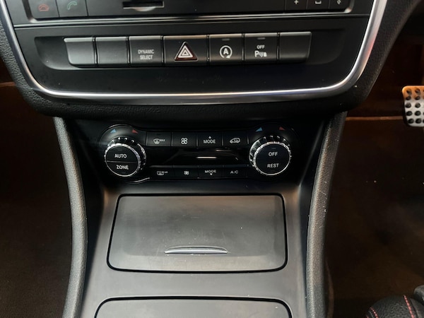 Used Mercedes-Benz CLA 2015 for sale - 75588831: Photo 35