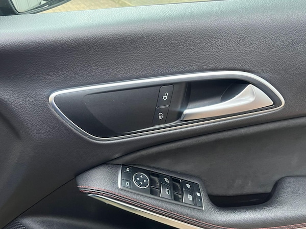 Used Mercedes-Benz CLA 2015 for sale - 75588831: Photo 36