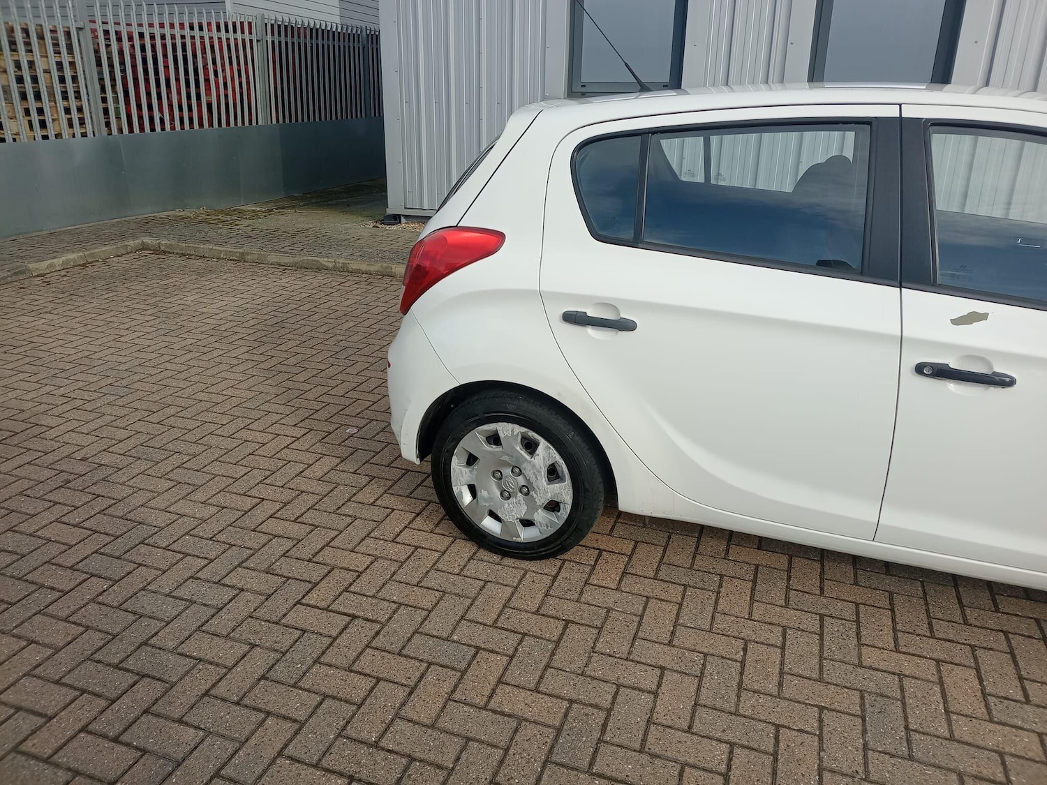 Used Hyundai i20 2012 for sale - 77439740: Photo 28