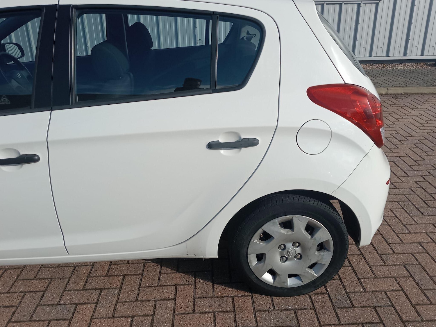 Used Hyundai i20 2012 for sale - 77439740: Photo 29