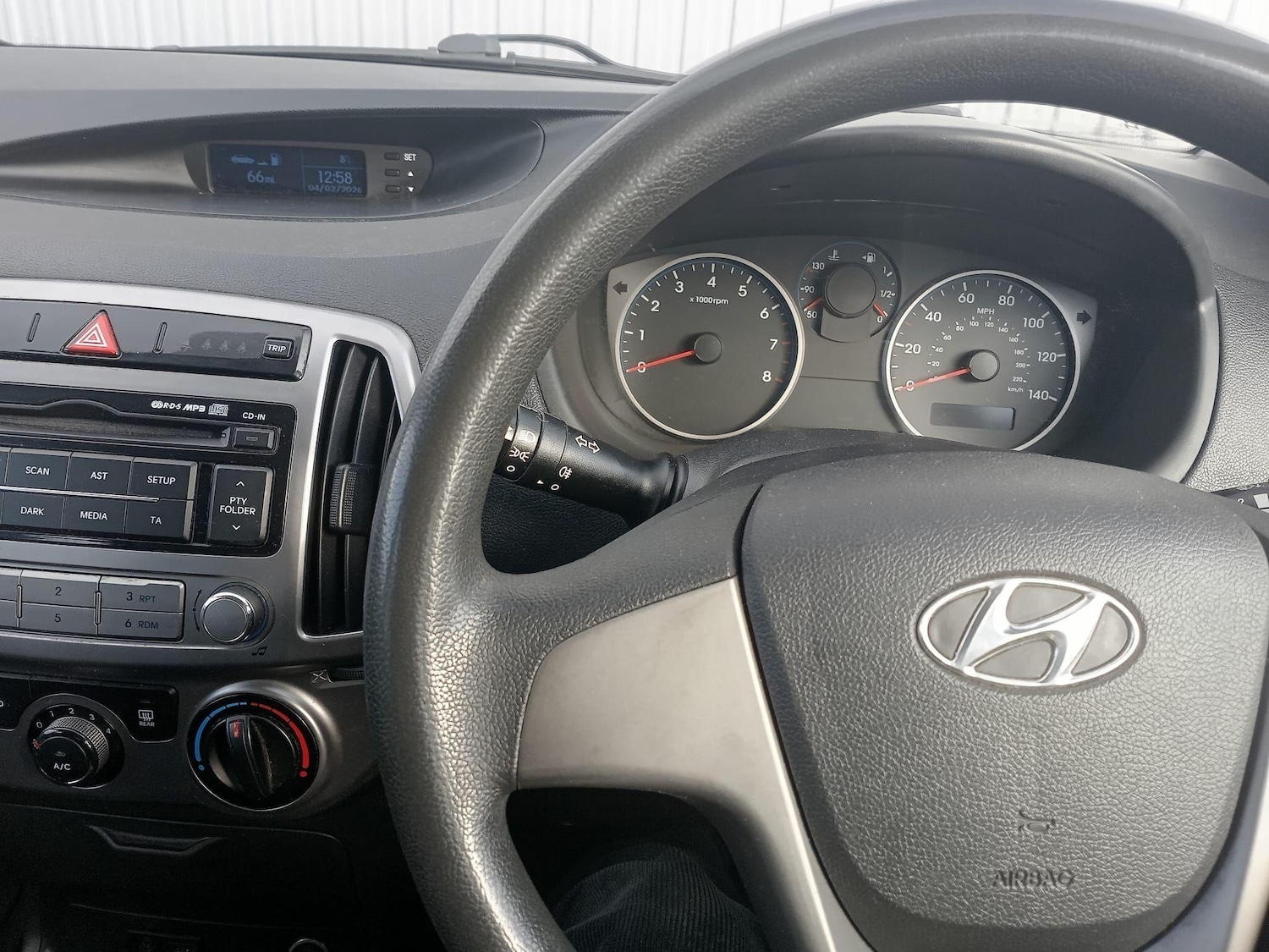 Used Hyundai i20 2012 for sale - 77439740: Photo 34