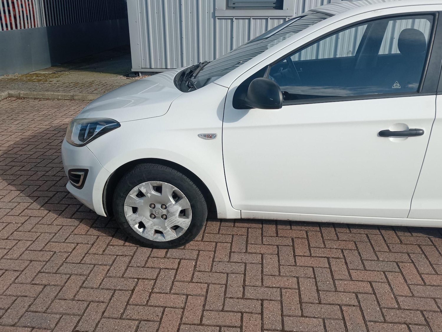 Used Hyundai i20 2012 for sale - 77439740: Photo 8