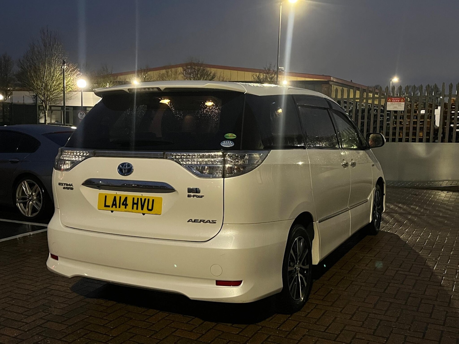 Used Toyota Estima 2026 for sale - 77564768: Photo 19