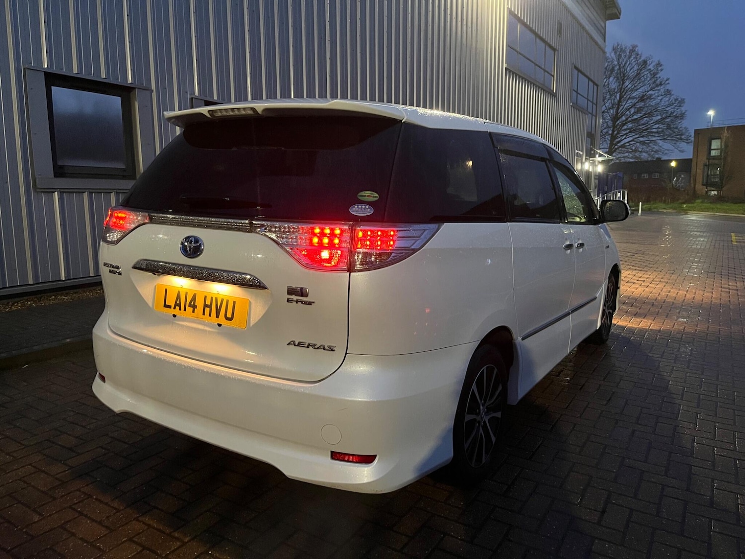 Used Toyota Estima 2026 for sale - 77564768: Photo 21