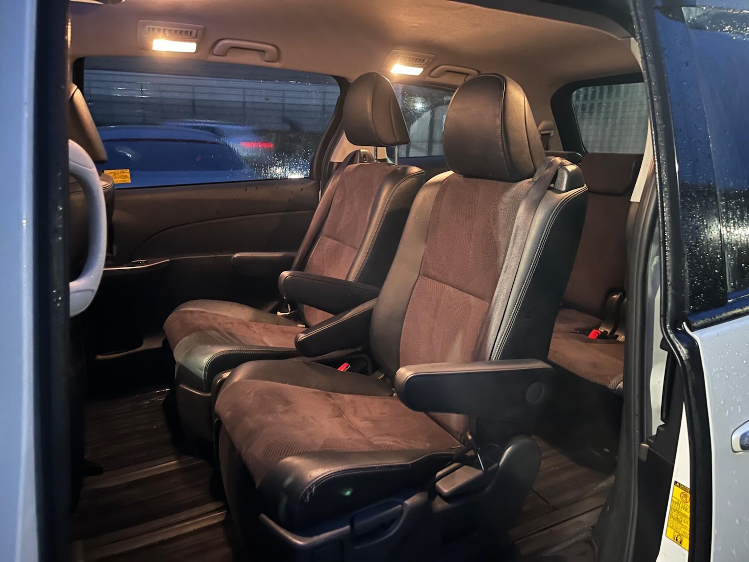 Used Toyota Estima 2026 for sale - 77564768: Photo 27