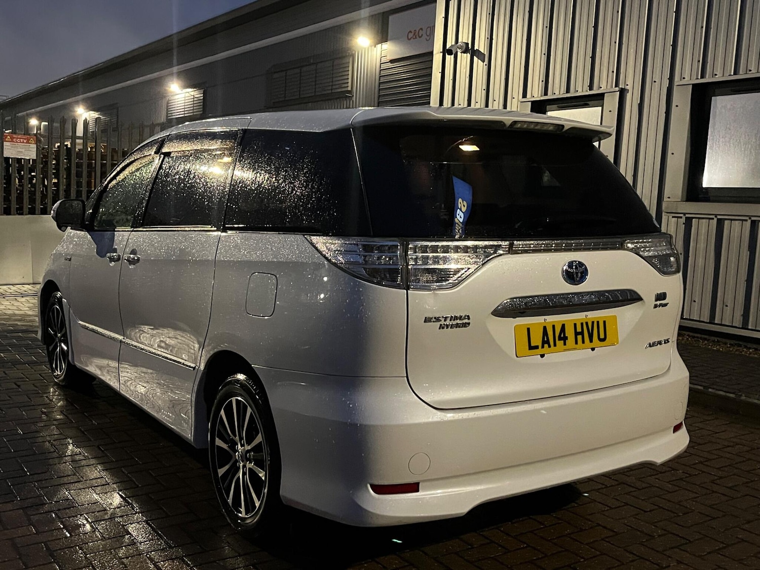 Used Toyota Estima 2026 for sale - 77564768: Photo 4