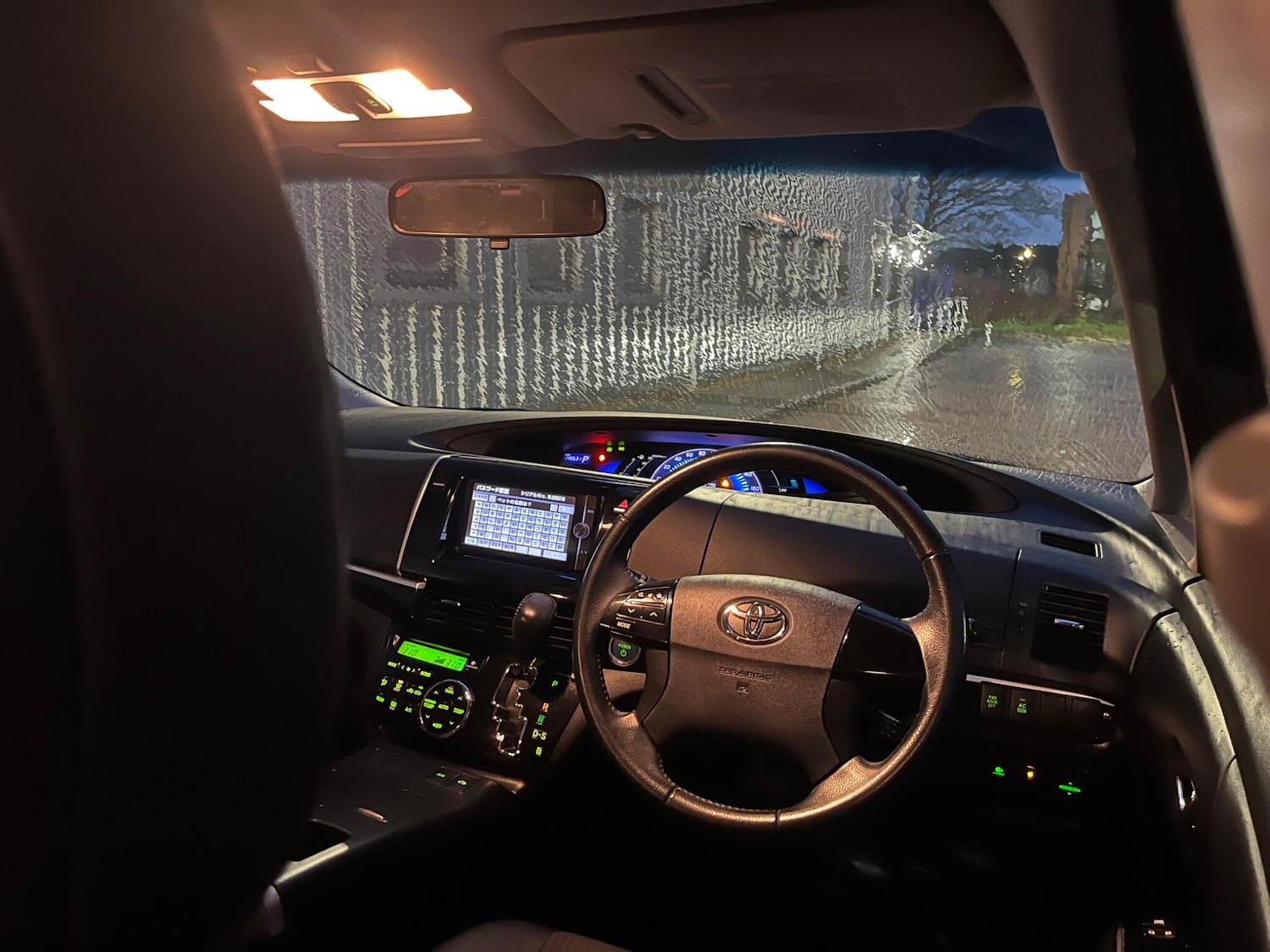 Used Toyota Estima 2026 for sale - 77564768: Photo 56