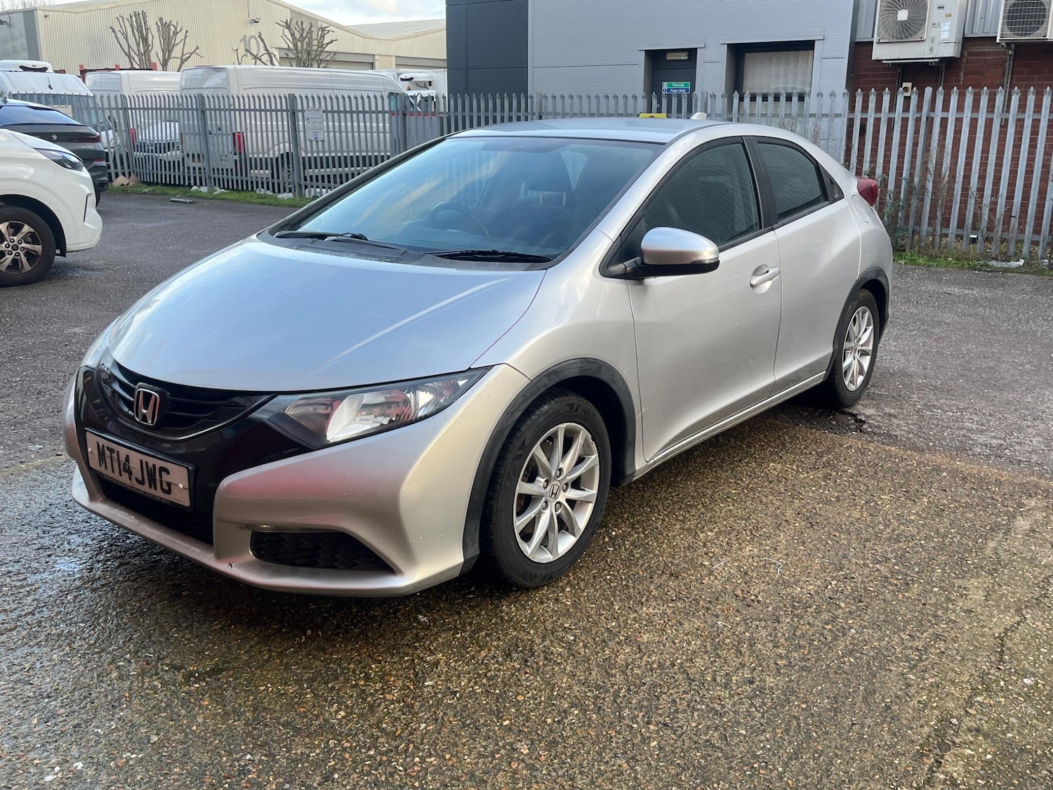 Used Honda Civic 2014 for sale - 77315289: Photo 5