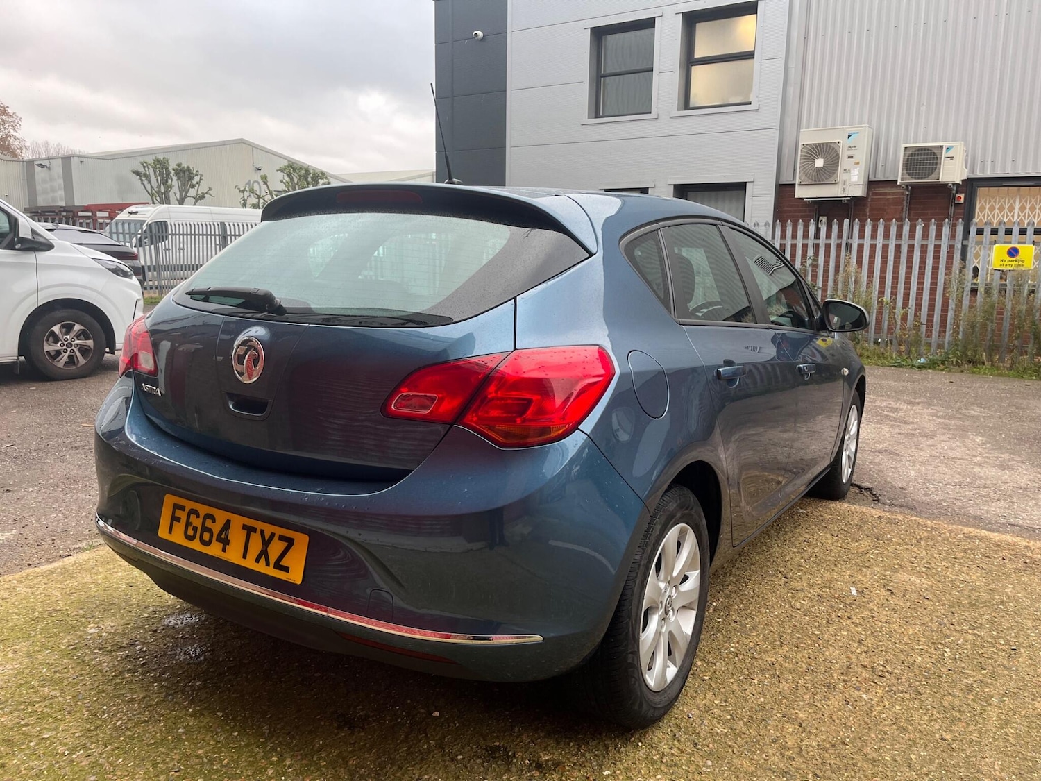 Used Vauxhall Astra for sale - 76521860: Photo 28