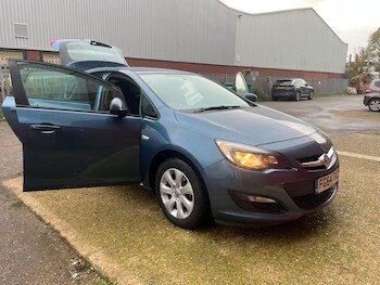 Used Vauxhall Astra 2014 for sale - 76521860: Photo
