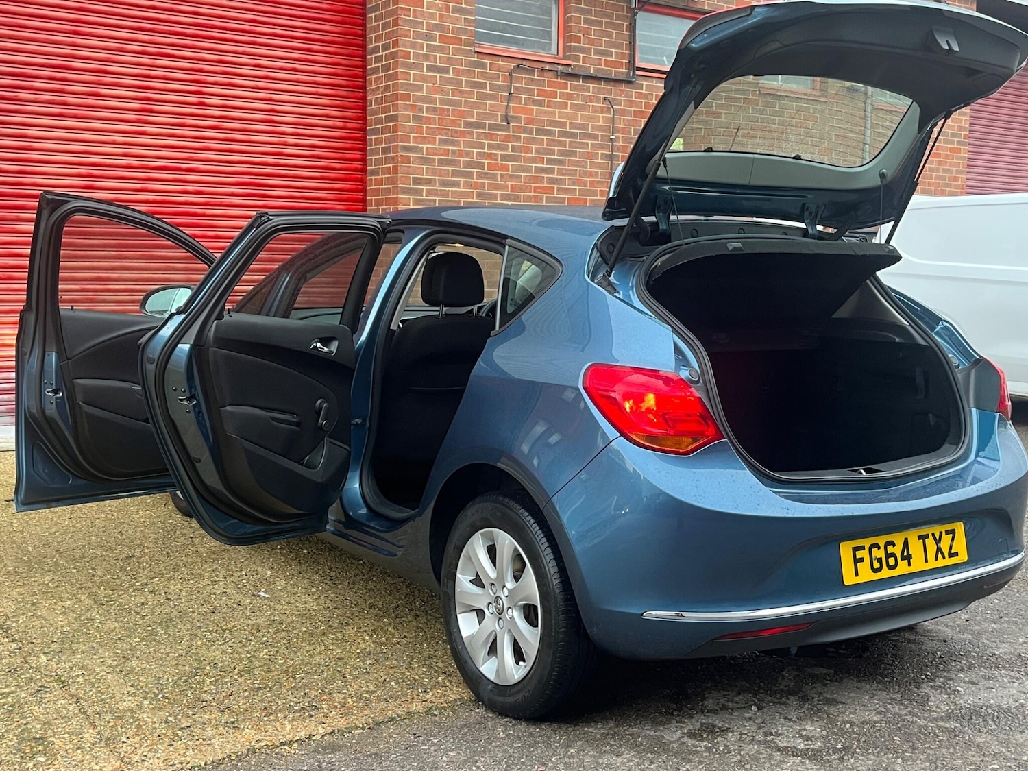 Used Vauxhall Astra for sale - 76521860: Photo 7